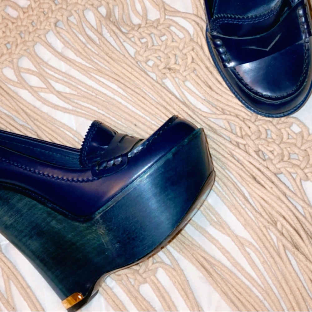 Louis Vuitton Loafer Pumps - Picture 3 of 9